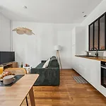 Bnbnook - Charming Flat Near Pompidou & Notre-Dame