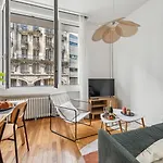 Bnbnook - Charming Flat Near Pompidou & Notre-Dame