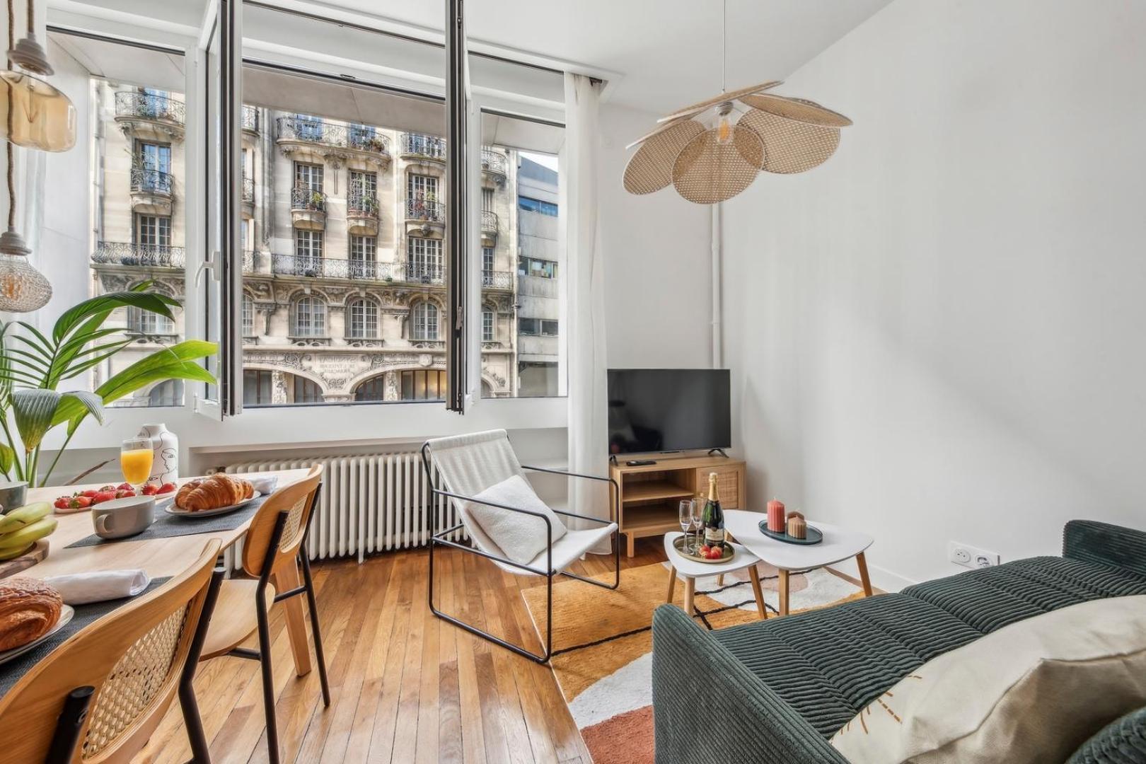 Appartamento Bnbnook - Charming Flat Near Pompidou & Notre-dame Parigi
